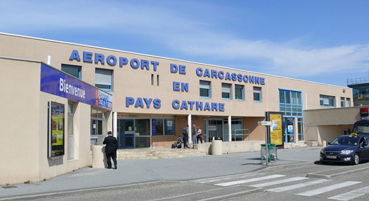 Salvaza Airport