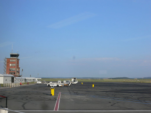 Beauvais–Tillé Airport