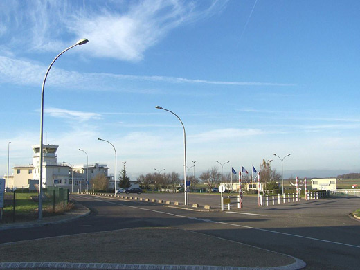 Toussus Le Noble Airport