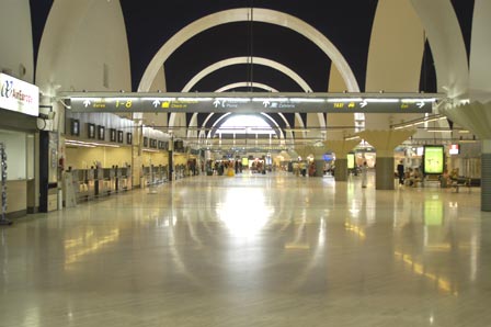 Sevilla Airport photo