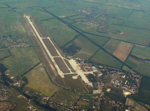 Gostomel-airport.jpg