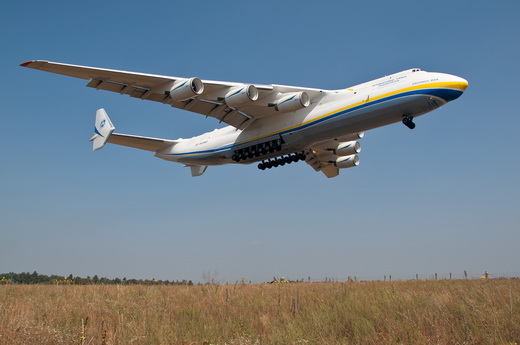 Antonov Airlines Antonov An-225 landing at Gostomel (2014)