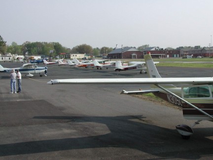 Saline County / watts Field Airport