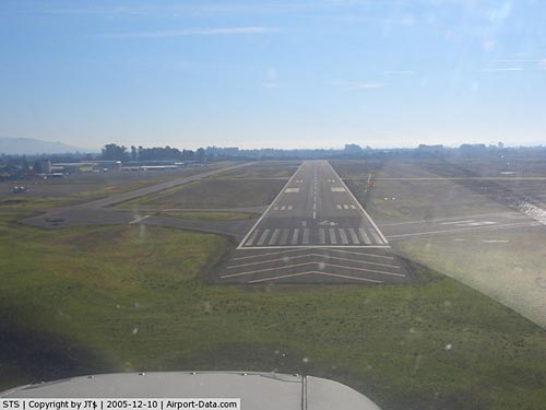 Charles M. Schulz - Sonoma County Airport picture
