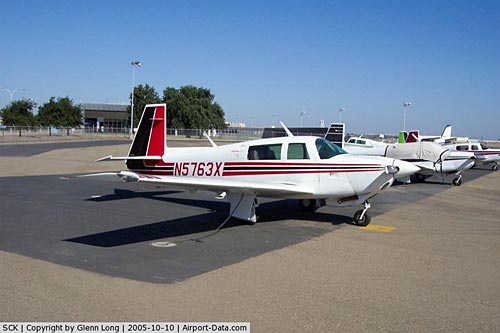 Stockton Metropolitan Airport picture