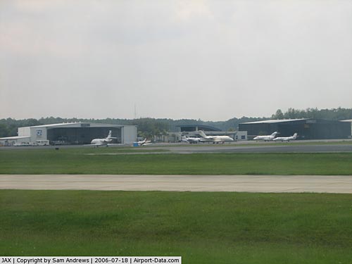 Jacksonville International Airport picture