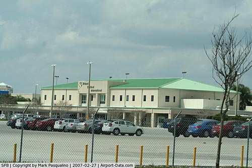 Orlando Sanford International Airport picture