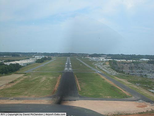 Cobb County-mc Collum Field Airport picture