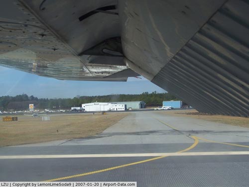 Gwinnett County - Briscoe Field Airport picture