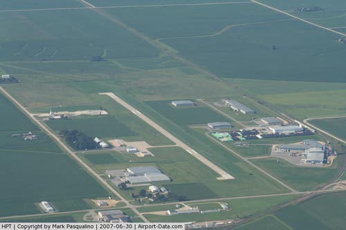 Hampton Municipal Airport picture