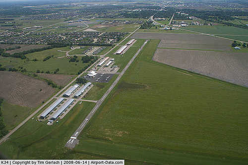 Gardner Municipal Airport picture
