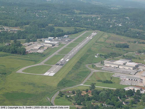 Lake Cumberland Regional Airport picture