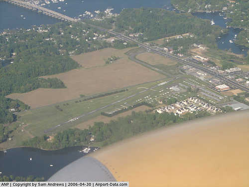 Lee Airport picture