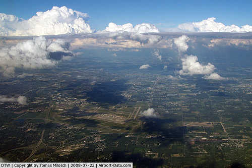 Detroit Metropolitan Wayne County Airport picture