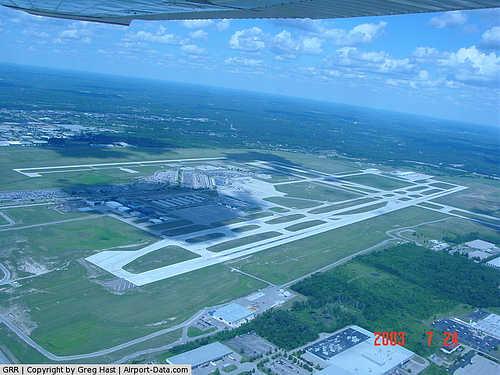 Gerald R. Ford International Airport picture