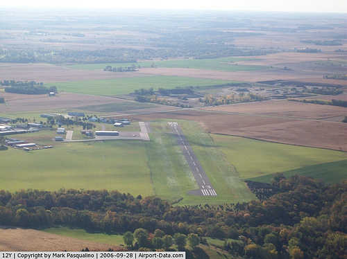 Le Sueur Municipal Airport picture