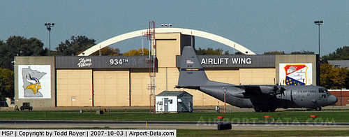Minneapolis - st Paul Intl / Wold-chamberlain Airport picture
