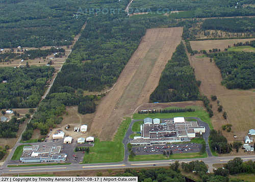Morey's Airport picture