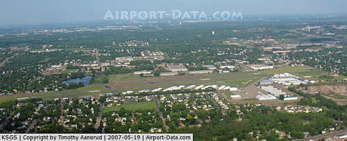 South St Paul Muni - Richard E Fleming Fld Airport picture