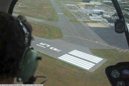 Long Island Mac Arthur Airport picture