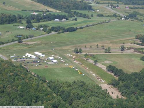 Re-dun Field Airport picture