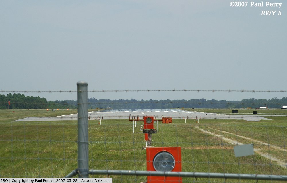 Kinston Rgnl Jetport At Stallings Fld Airport