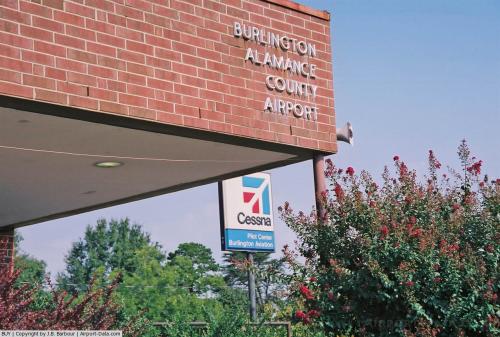Burlington-alamance Rgnl Airport picture