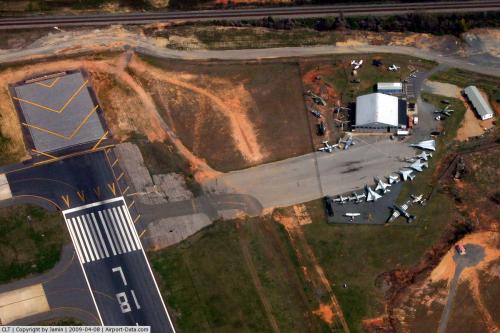 Charlotte/douglas Intl Airport picture
