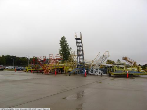 Charlotte/douglas Intl Airport picture