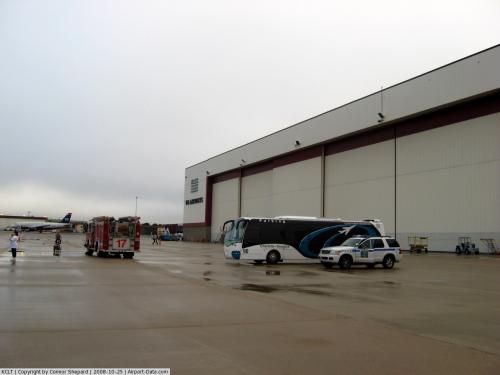 Charlotte/douglas Intl Airport picture