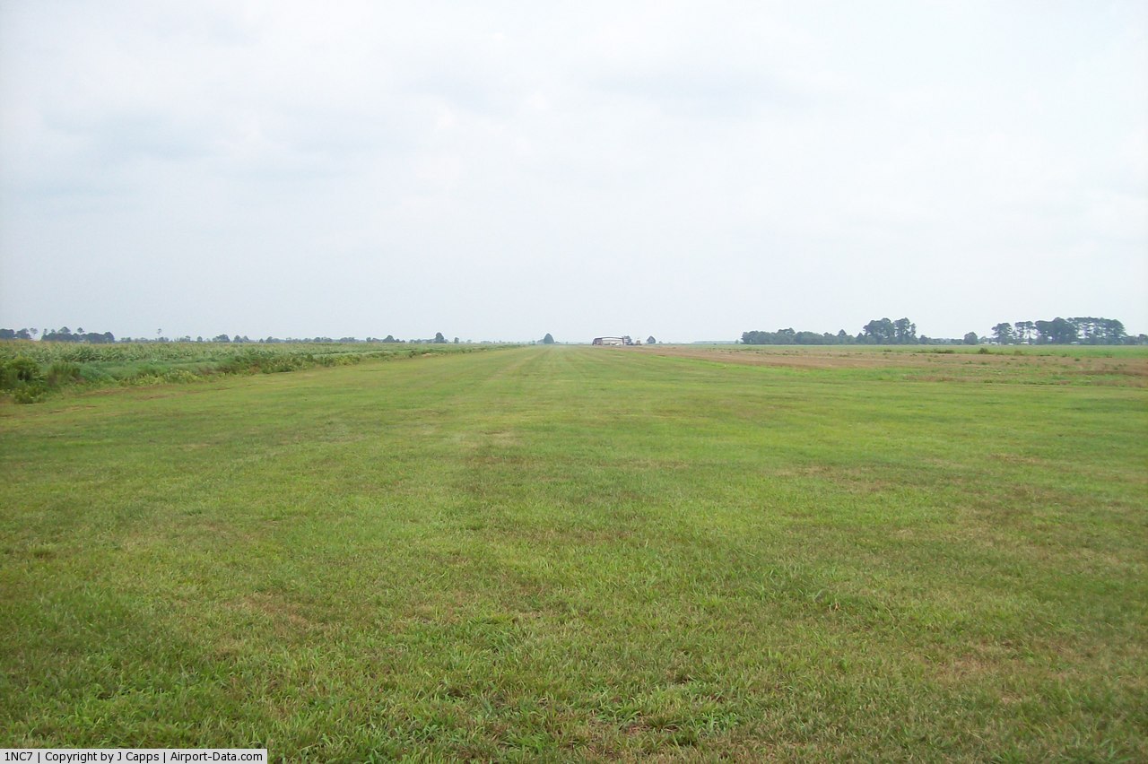 Donald's Air Park Inc. Airport picture