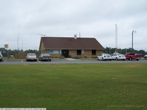 Harnett Rgnl Jetport Airport picture