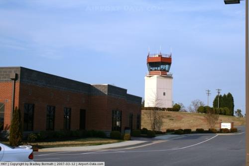 Hickory Rgnl Airport picture