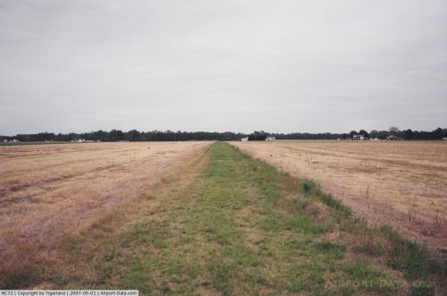 Hinton Field Airport picture