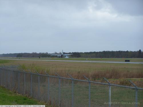 Kinston Rgnl Jetport At Stallings Fld Airport picture