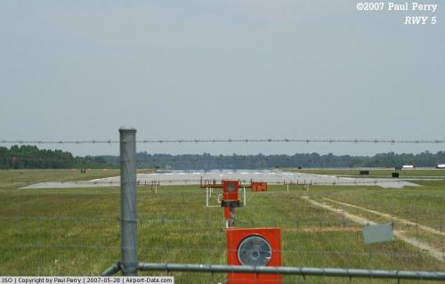 Kinston Rgnl Jetport At Stallings Fld Airport picture