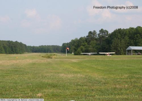 Lake Ridge Aero Park Airport picture