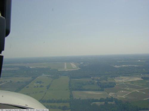 Laurinburg-maxton Airport picture