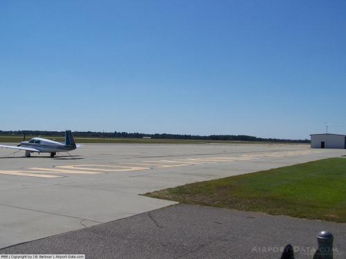 Laurinburg-maxton Airport picture