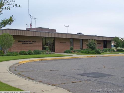 Lumberton Muni Airport picture