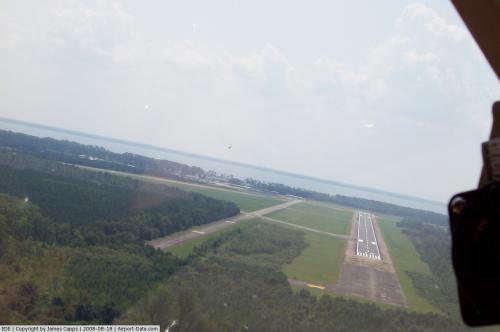 Northeastern Rgnl Airport picture