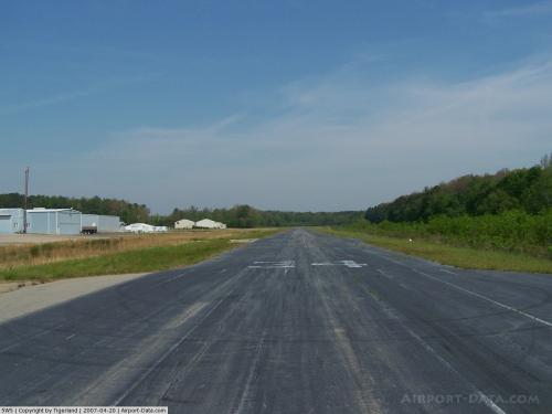 Triple W Airport picture