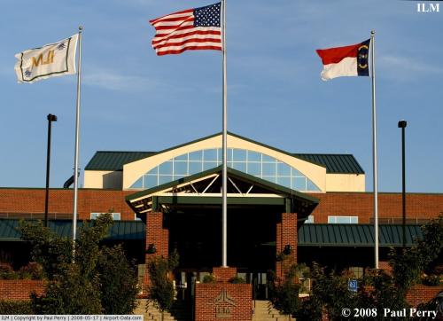 Wilmington Intl Airport picture