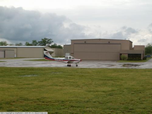 Butler Co Rgnl Airport picture