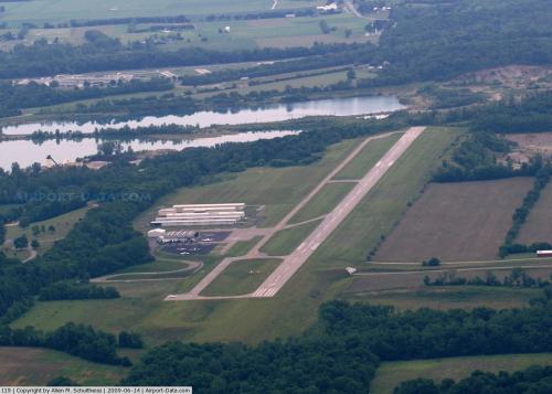 Greene County-lewis A. Jackson Rgnl Airport picture
