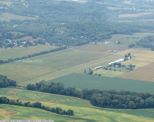 Mad River Inc. Airport picture