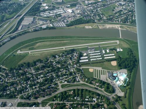 Moraine Air Park Airport picture