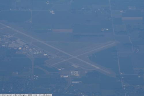 Springfield-beckley Muni Airport picture