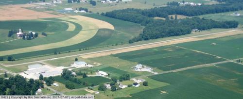 Stoltzfus Airfield Airport picture