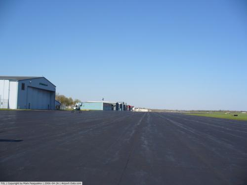 Toledo Express Airport picture